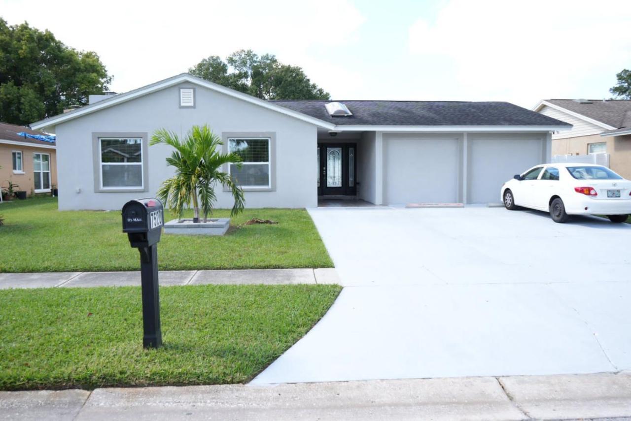 Villa Hosting 1 Tampa Exterior foto